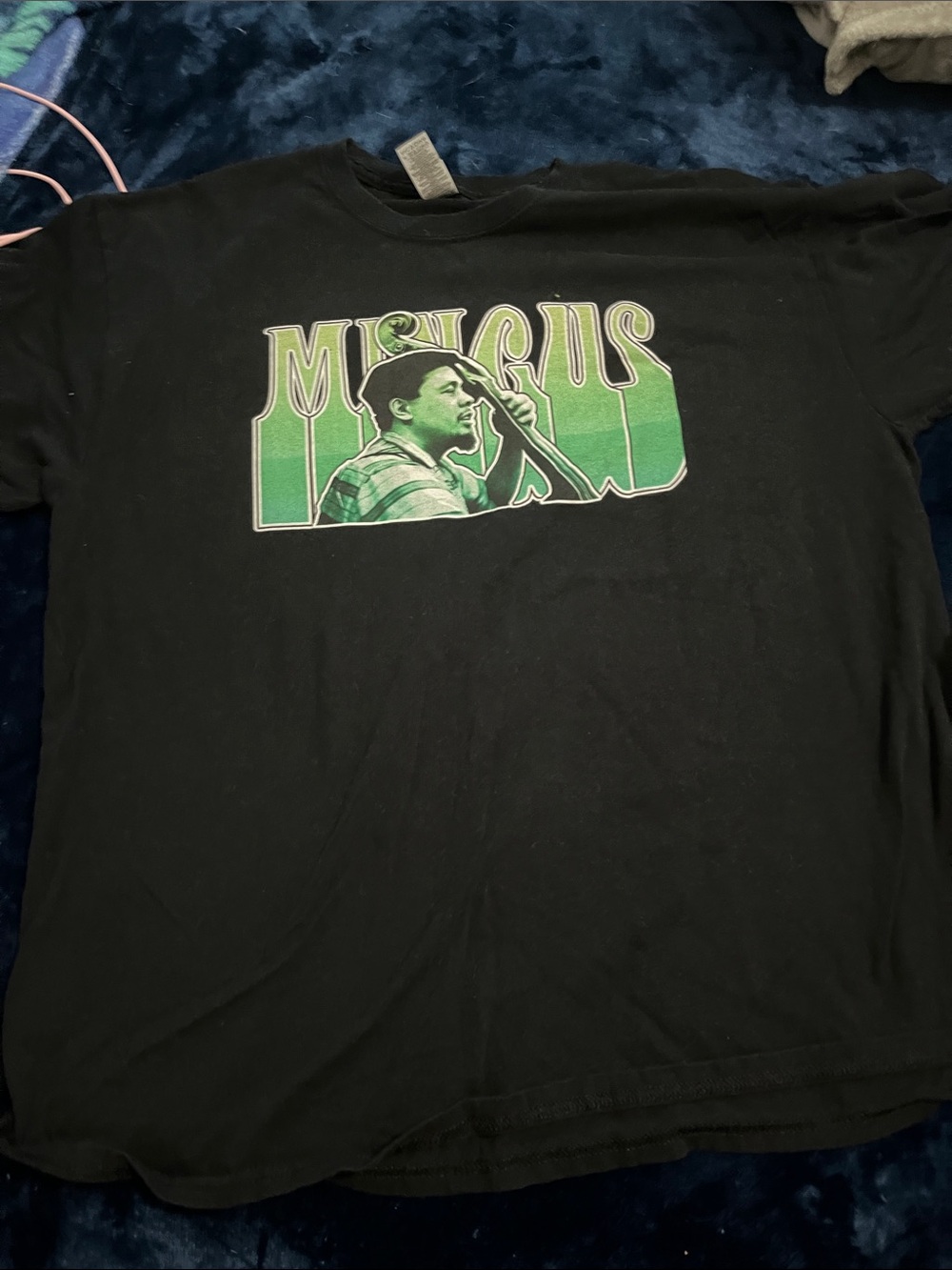 🎸2/$40 Graphic Jazz Mingus tee brand new